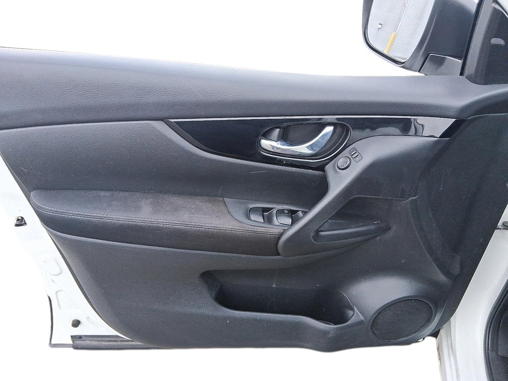 2019 Nissan Qashqai SV in Stratford, Ontario - 12 - w1024h768px