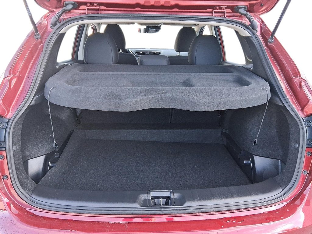 2023 Nissan Qashqai SV AWD in Stratford, Ontario - 7 - w1024h768px