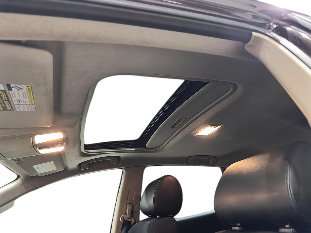 2011 Nissan Rogue SV AWD CVT in Stratford, Ontario - 16 - w1024h768px