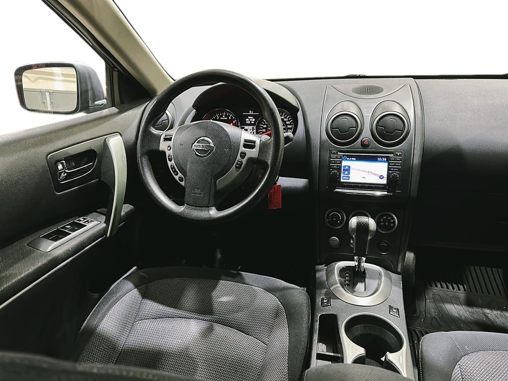 2011 Nissan Rogue SV AWD CVT in Stratford, Ontario - 9 - w1024h768px