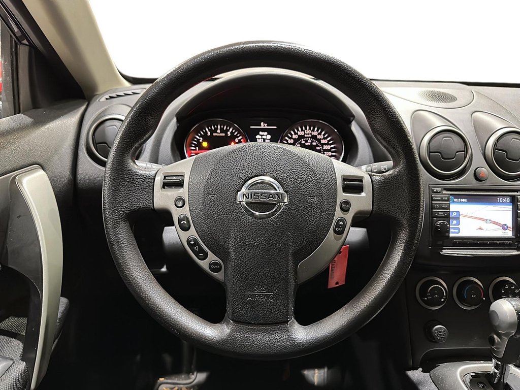 2011 Nissan Rogue SV AWD CVT in Stratford, Ontario - 11 - w1024h768px