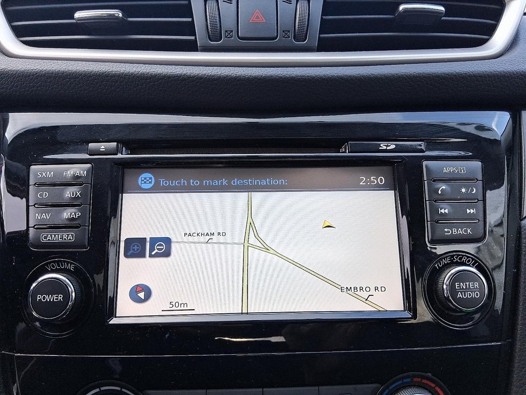 2014 Nissan Rogue SV AWD in Stratford, Ontario - 20 - w1024h768px