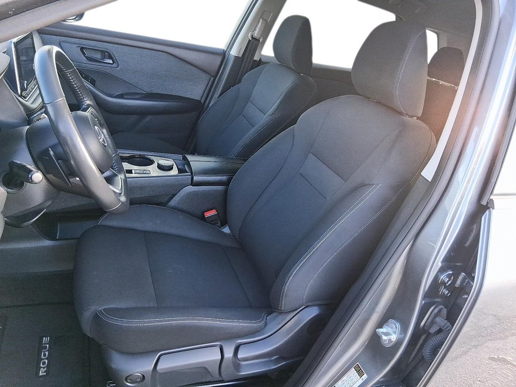 2023 Nissan Rogue S AWD in Stratford, Ontario - 8 - w1024h768px