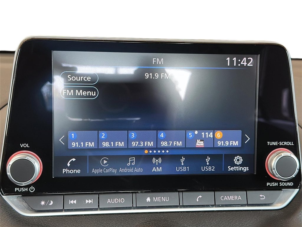 2023 Nissan Sentra SV CVT in Stratford, Ontario - 16 - w1024h768px