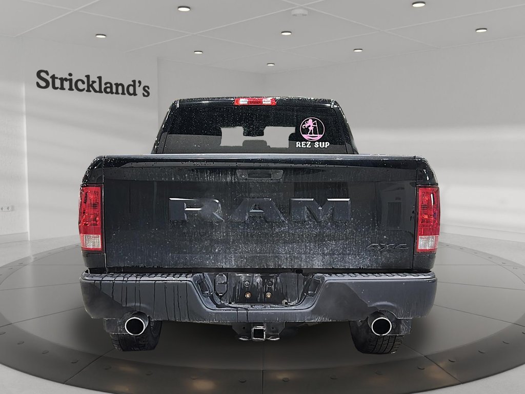 2019 Ram 1500 ST 4X4 in Stratford, Ontario - 3 - w1024h768px
