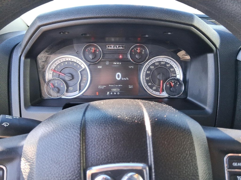 2021 Ram 1500 REGULAR CAB 4X2 in Stratford, Ontario - 13 - w1024h768px