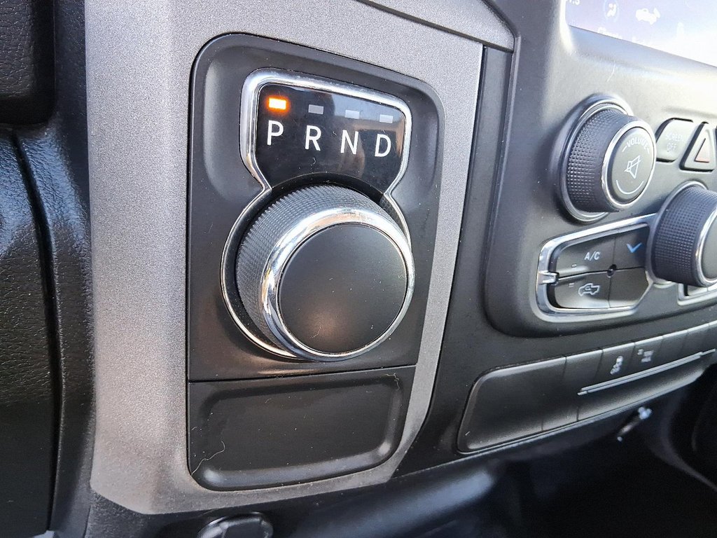 2021 Ram 1500 REGULAR CAB 4X2 in Stratford, Ontario - 15 - w1024h768px