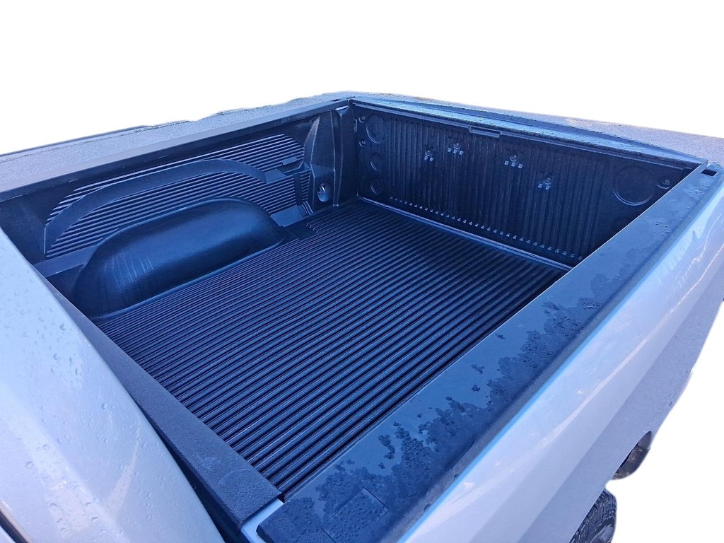 2022 Ram 1500 OFF ROAD PKG in Stratford, Ontario - 18 - w1024h768px