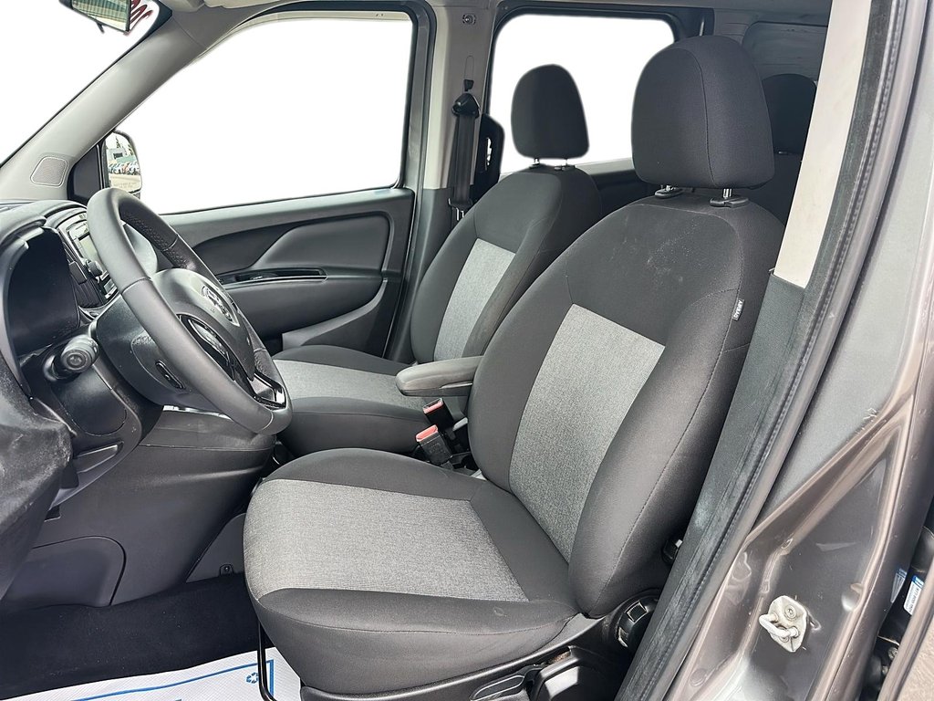 2020 Ram Promaster CITY WAGON SLT Van in Stratford, Ontario - 8 - w1024h768px