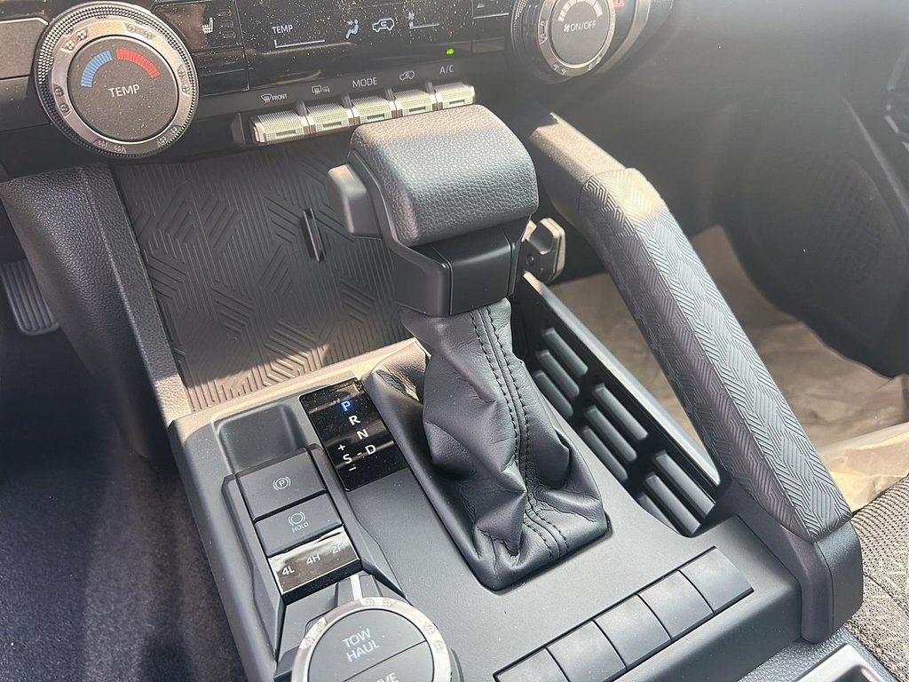 2025 Toyota 4Runner in Stratford, Ontario - 14 - w1024h768px