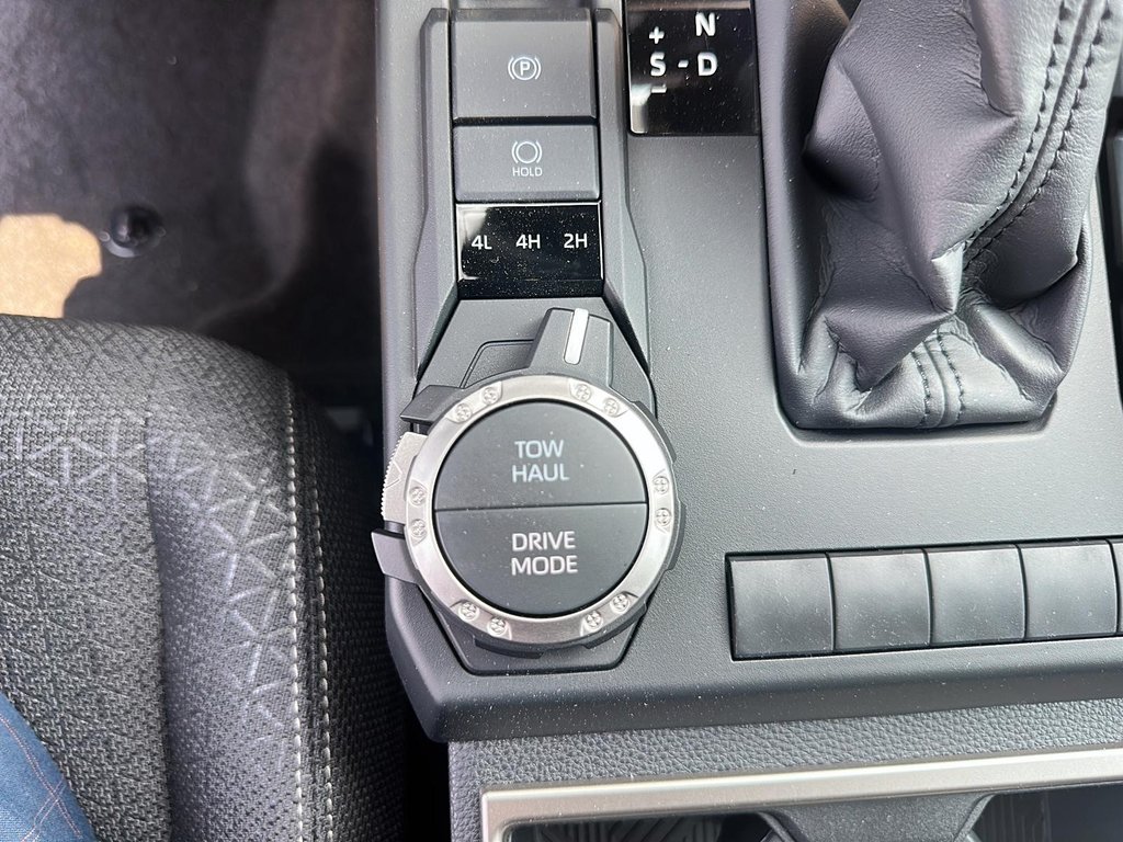 2025 Toyota 4Runner in Stratford, Ontario - 15 - w1024h768px