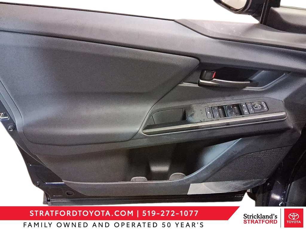 2026 Toyota bZ XLE AWD in Stratford, Ontario - 11 - w1024h768px