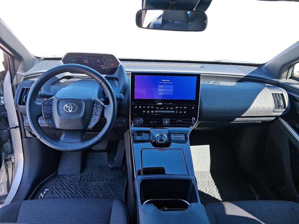 2023 Toyota bZ4X L in Stratford, Ontario - 9 - w1024h768px