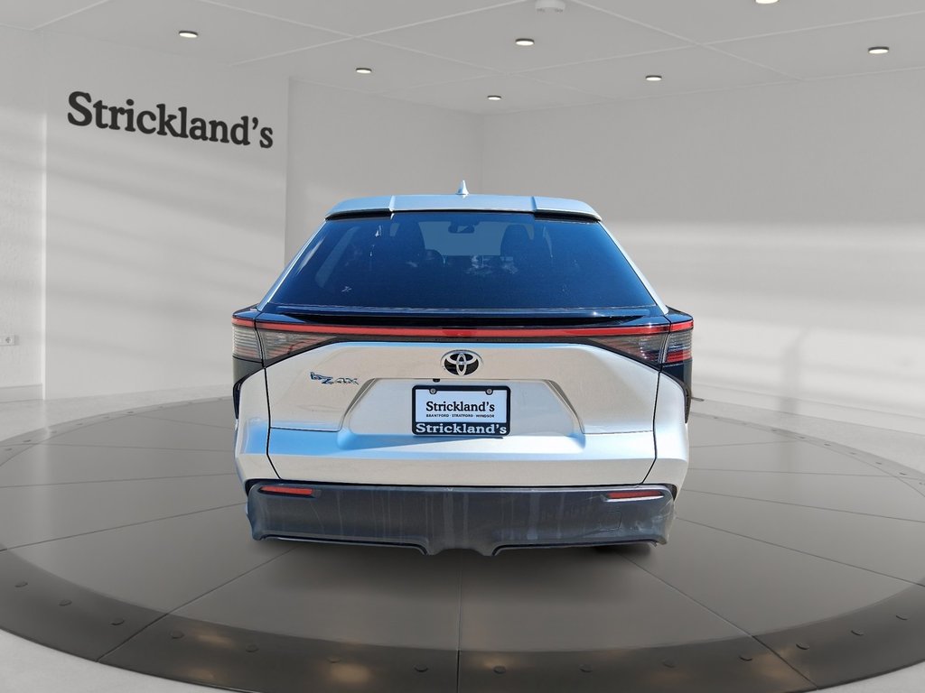 2023 Toyota bZ4X L in Stratford, Ontario - 3 - w1024h768px