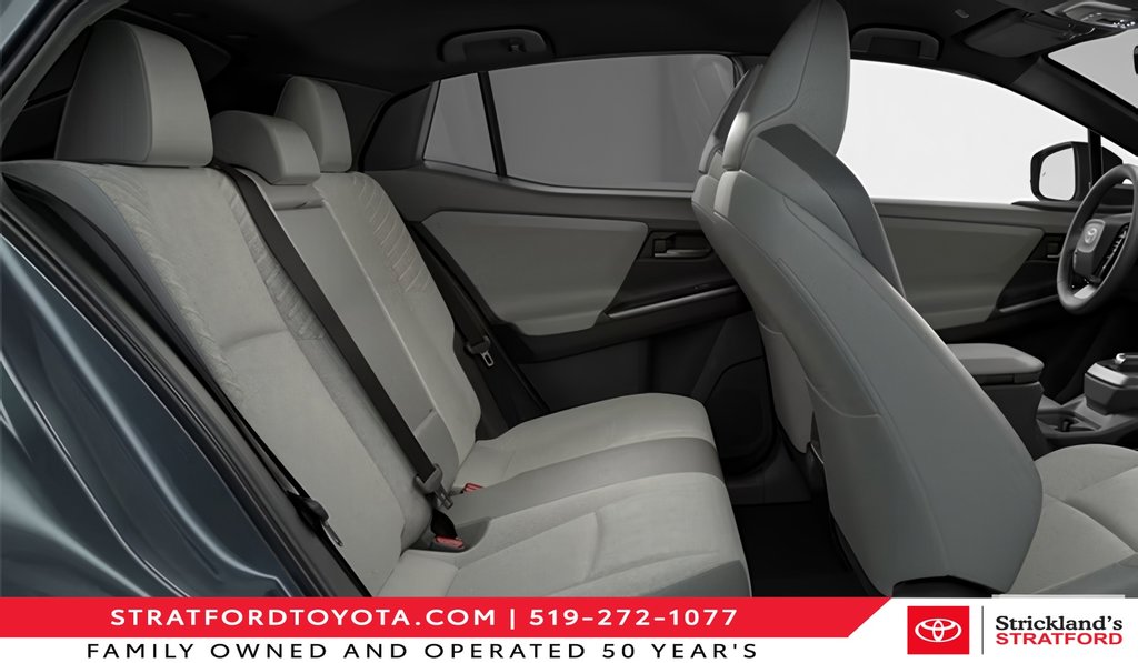 2026 Toyota C-HR XSE in Stratford, Ontario - 4 - w1024h768px