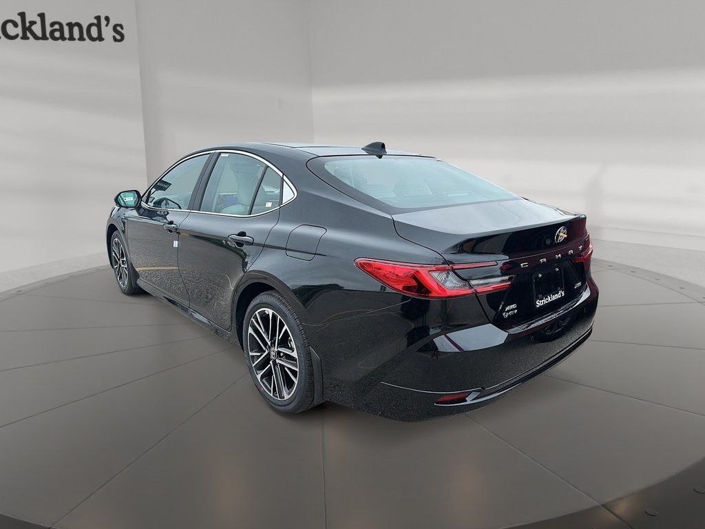 2025 Toyota Camry Hybrid XLE AWD in Stratford, Ontario - 4 - w1024h768px
