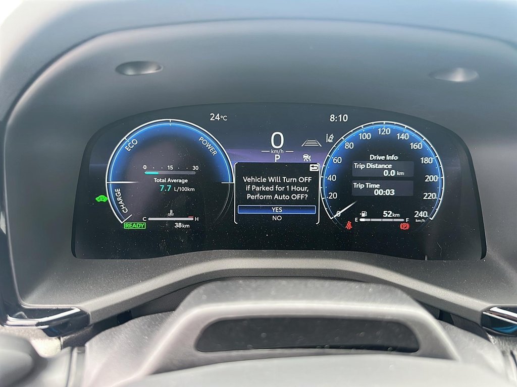 2025 Toyota Camry Hybrid XLE AWD in Stratford, Ontario - 13 - w1024h768px