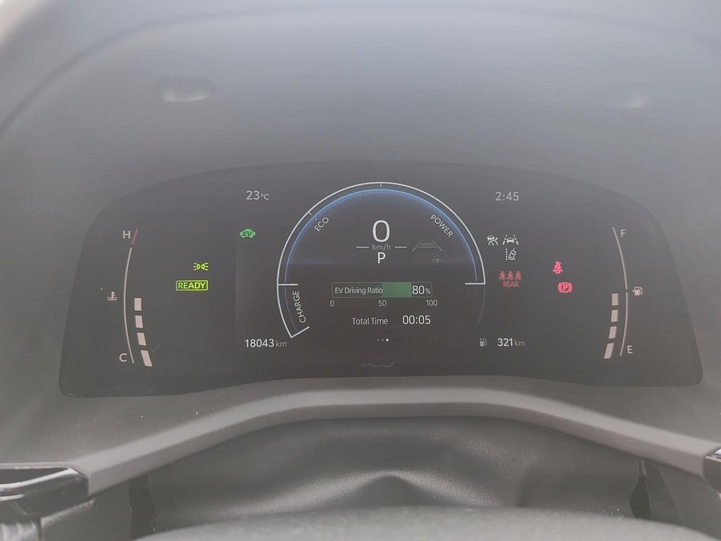 2025 Toyota Camry Hybrid SE Sedan in Stratford, Ontario - 13 - w1024h768px