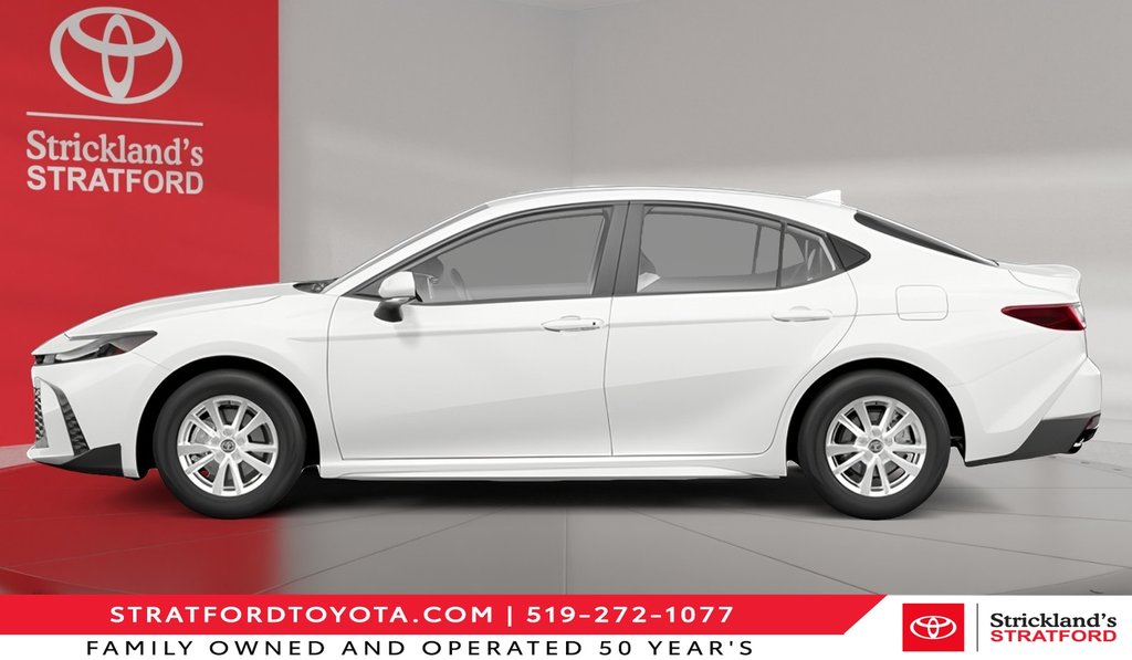 2026 Toyota Camry Hybrid SE in Stratford, Ontario - 2 - w1024h768px