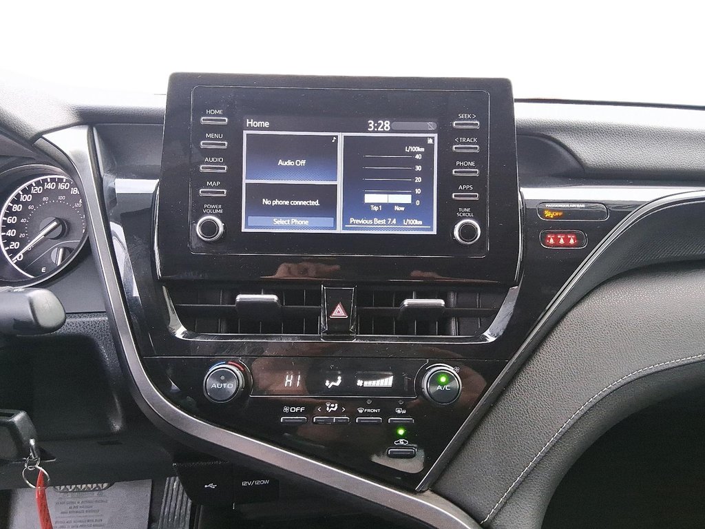2023 Toyota Camry SE in Stratford, Ontario - 15 - w1024h768px