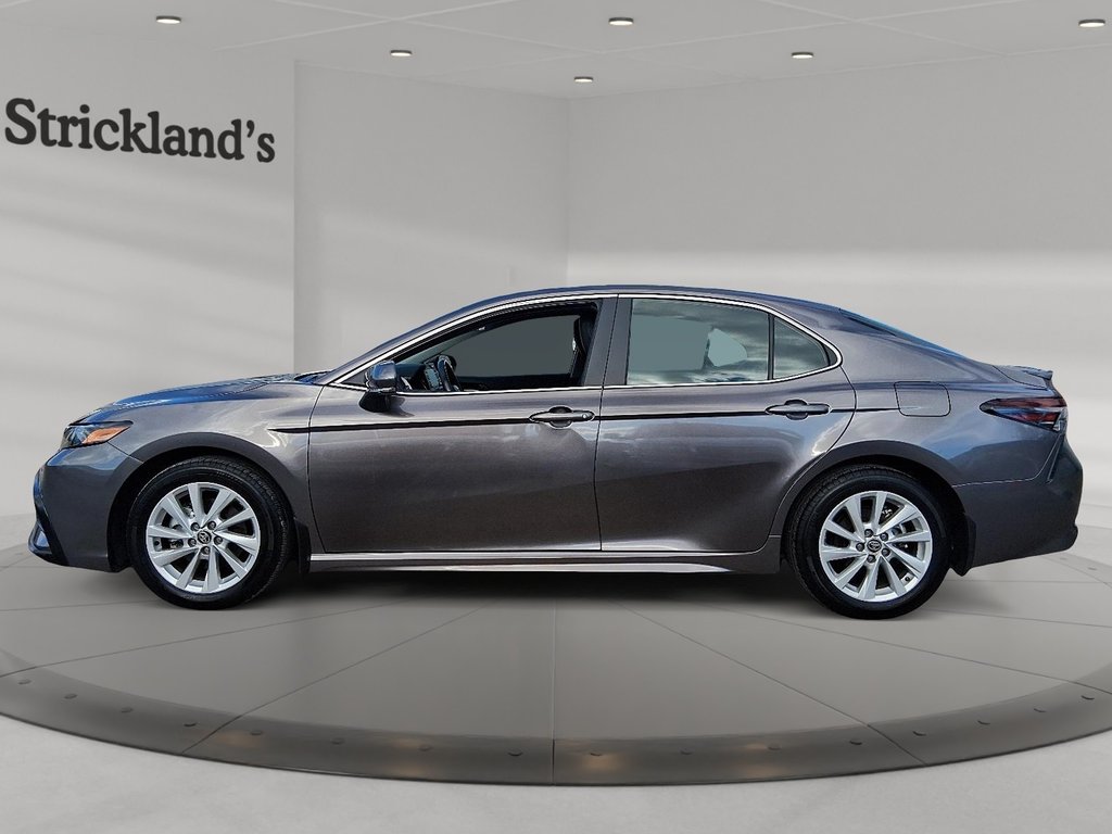 2024 Toyota Camry SE AWD in Stratford, Ontario - 5 - w1024h768px