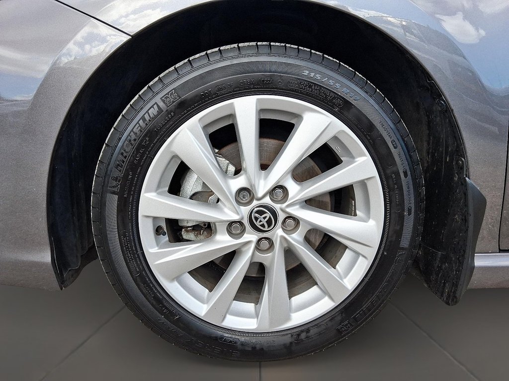 2024 Toyota Camry SE AWD in Stratford, Ontario - 7 - w1024h768px