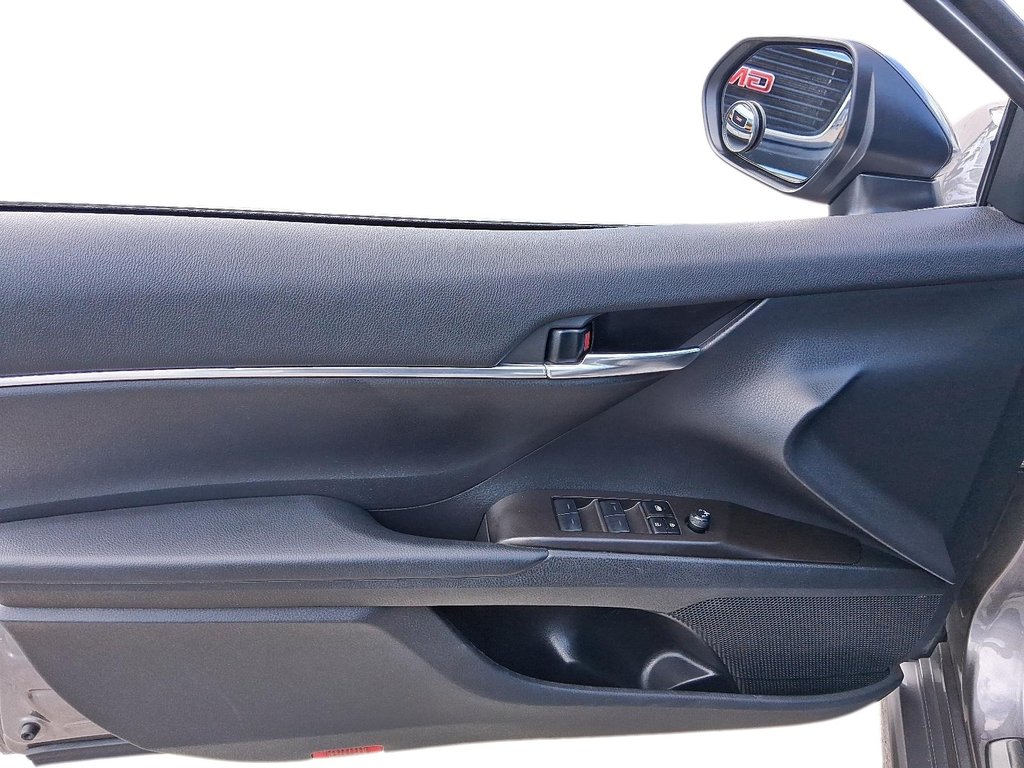 2024 Toyota Camry SE AWD in Stratford, Ontario - 11 - w1024h768px