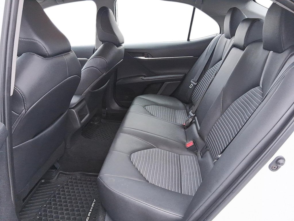 2024 Toyota Camry SE in Stratford, Ontario - 9 - w1024h768px