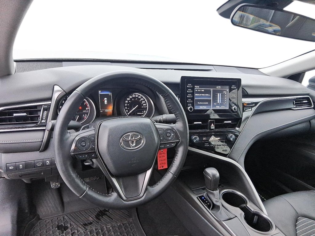 2024 Toyota Camry SE in Stratford, Ontario - 10 - w1024h768px