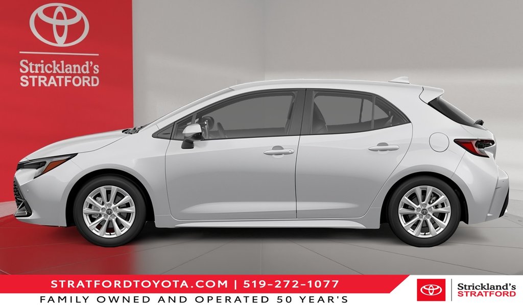 2026 Toyota Corolla Hatchback SE Plus in Stratford, Ontario - 2 - w1024h768px