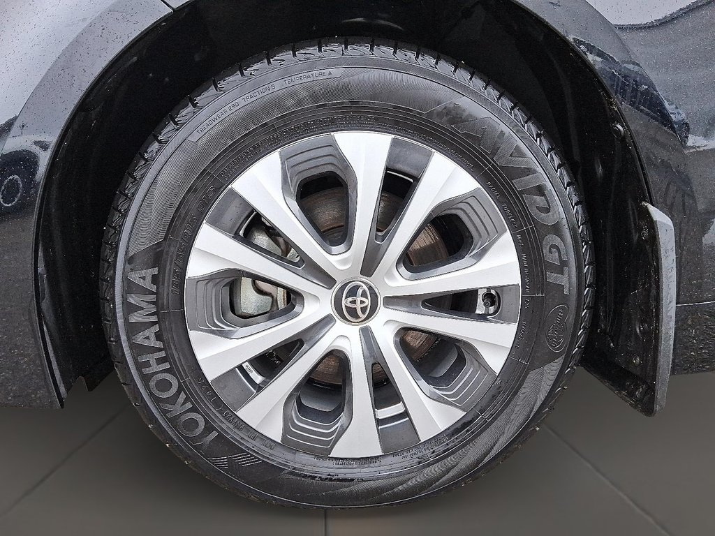 2025 Toyota Corolla Hybrid Le Hybrid in Stratford, Ontario - 7 - w1024h768px