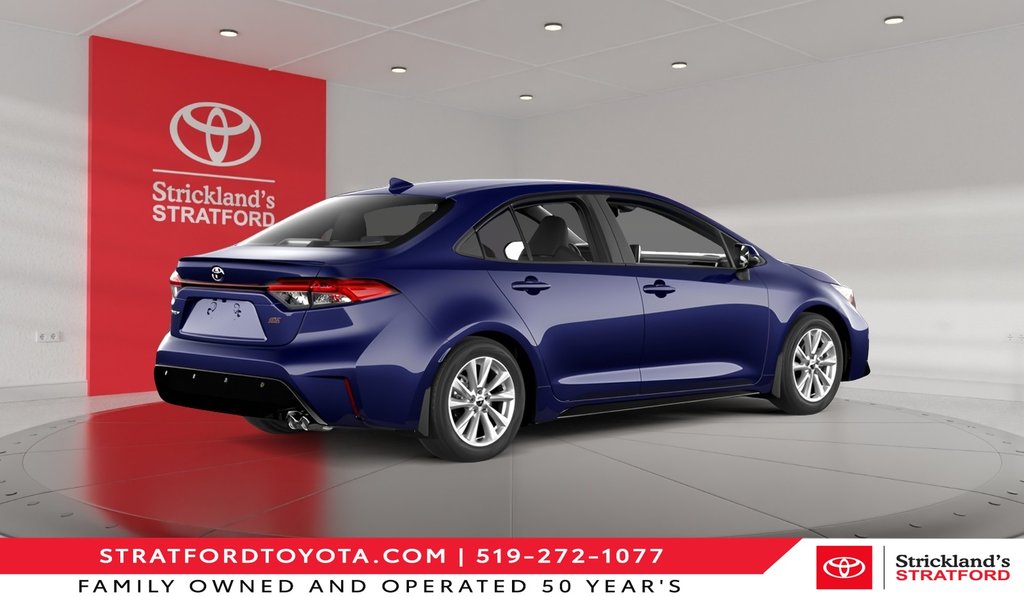 2026 Toyota Corolla SE in Stratford, Ontario - 3 - w1024h768px