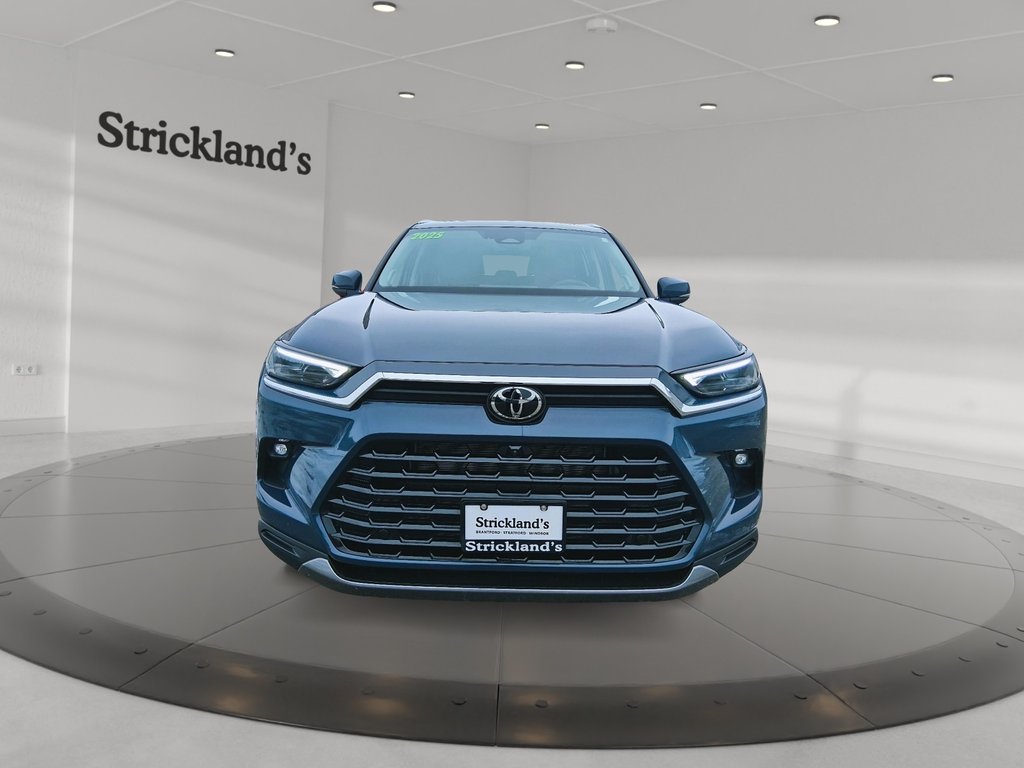 2025 Toyota Grand Highlander LIMITED AWD in Stratford, Ontario - 2 - w1024h768px