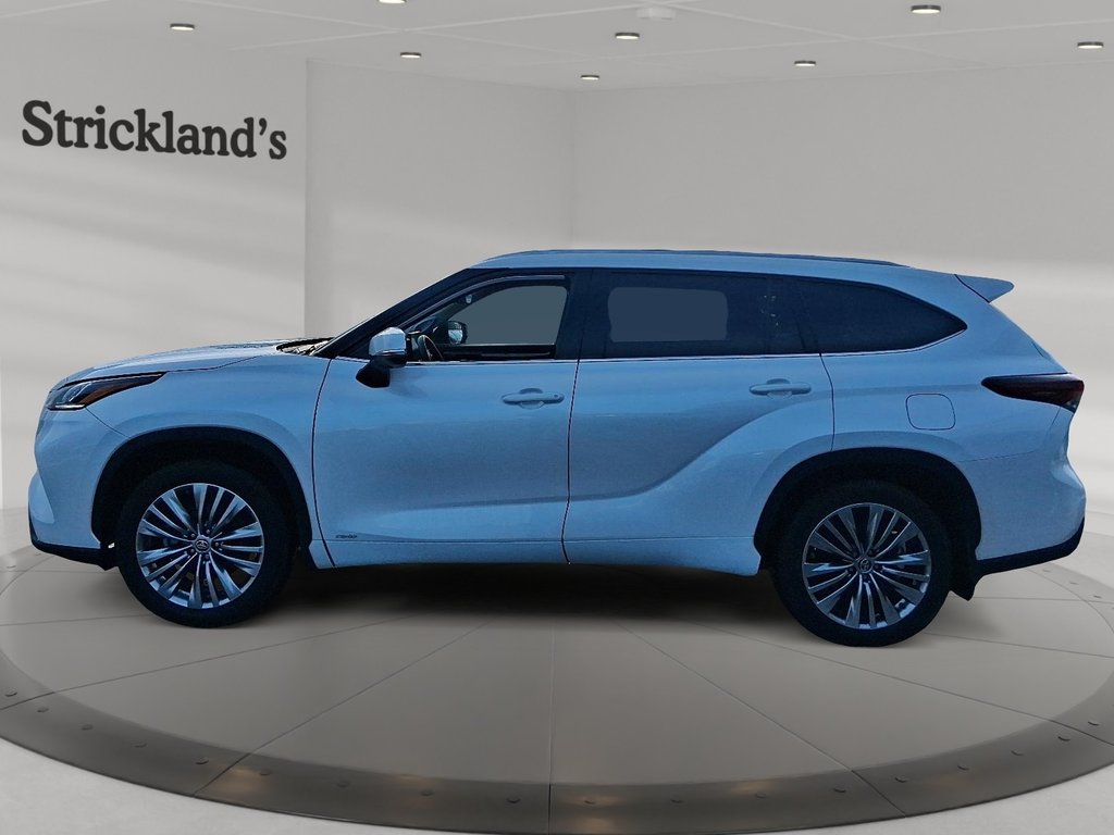 2024 Toyota Highlander Hybrid LIMITED AWD in Stratford, Ontario - 5 - w1024h768px
