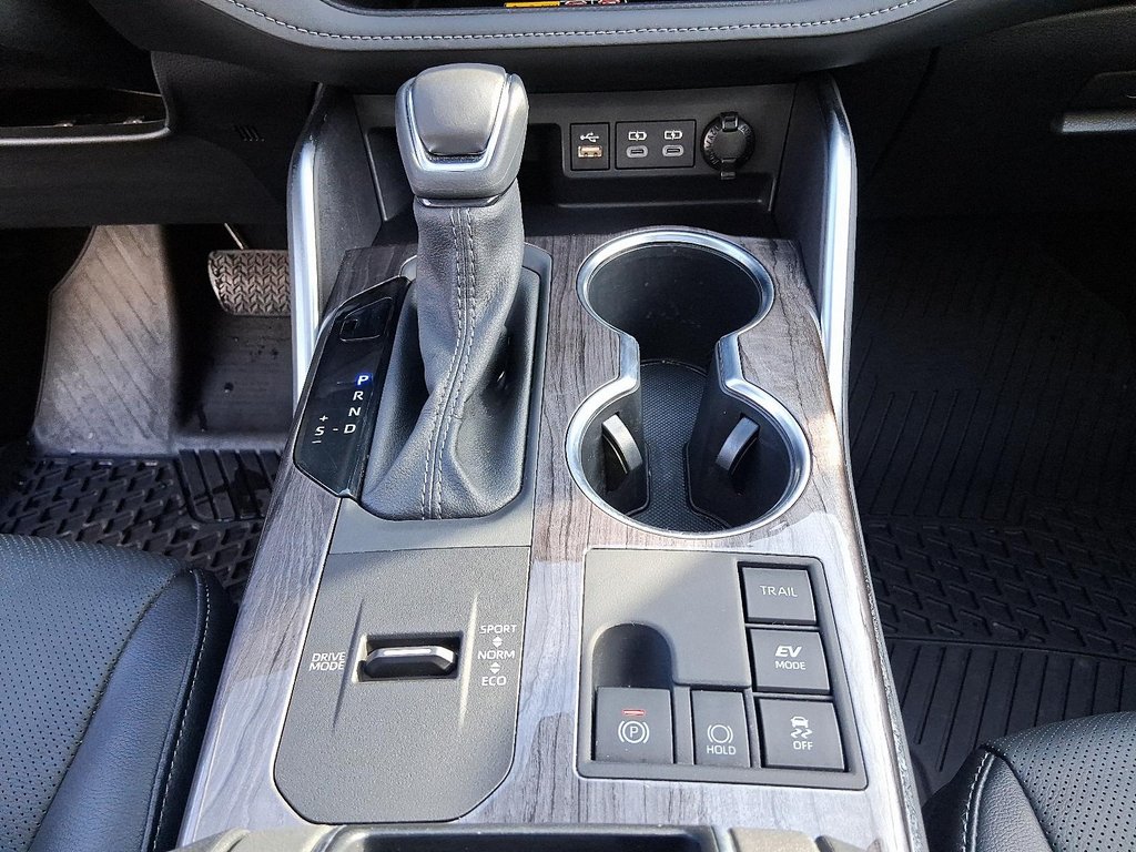 2025 Toyota Highlander Hybrid LIMITED AWD 3ROW in Stratford, Ontario - 18 - w1024h768px