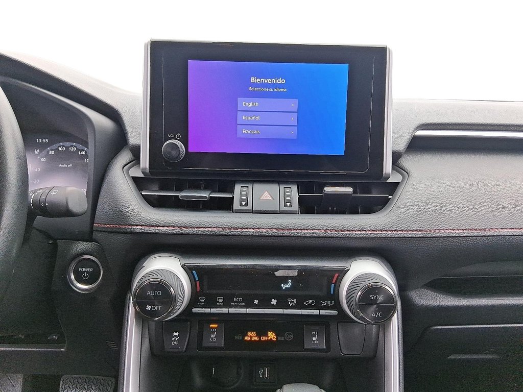 2024 Toyota RAV4 Plug-In Hybrid XSE AWD in Stratford, Ontario - 16 - w1024h768px