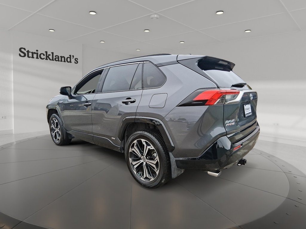 2024 Toyota RAV4 Plug-In Hybrid XSE AWD in Stratford, Ontario - 4 - w1024h768px