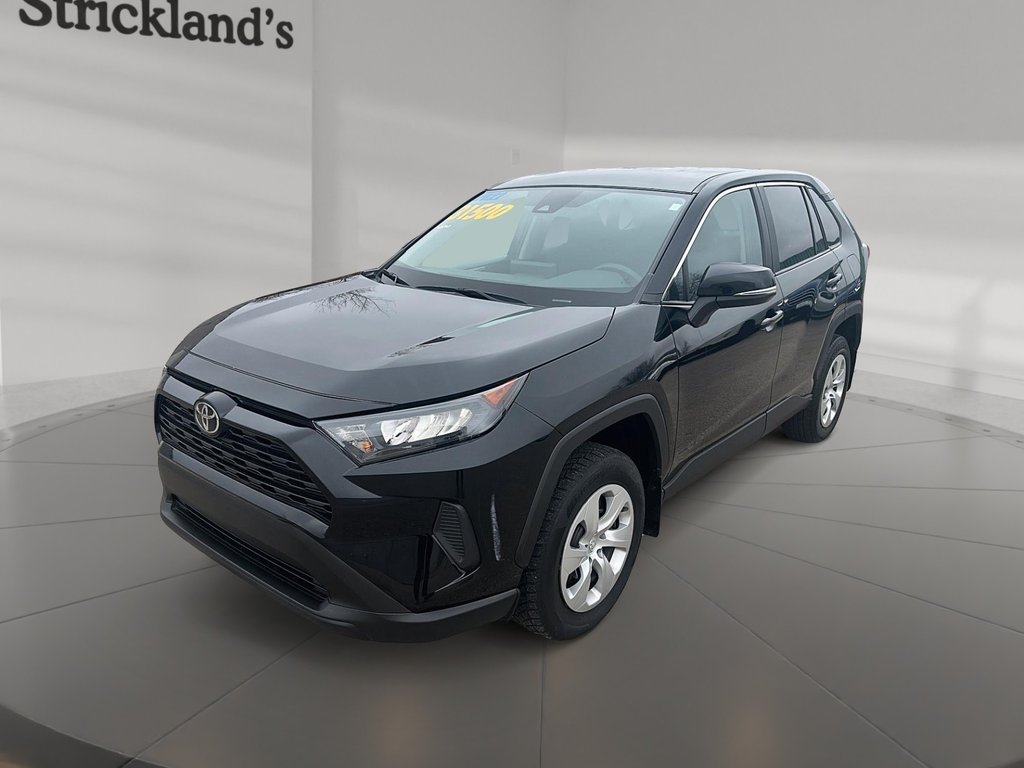 2022 Toyota RAV4 LE AWD SUV in Stratford, Ontario - 1 - w1024h768px