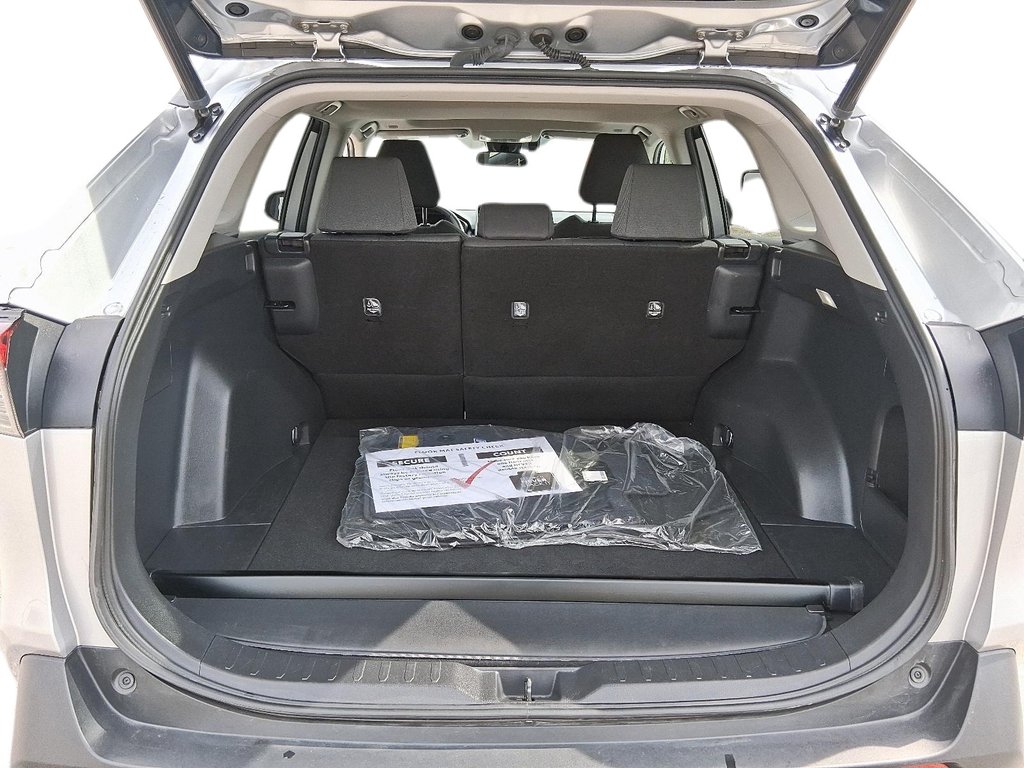 2023 Toyota RAV4 XLE AWD in Stratford, Ontario - 6 - w1024h768px