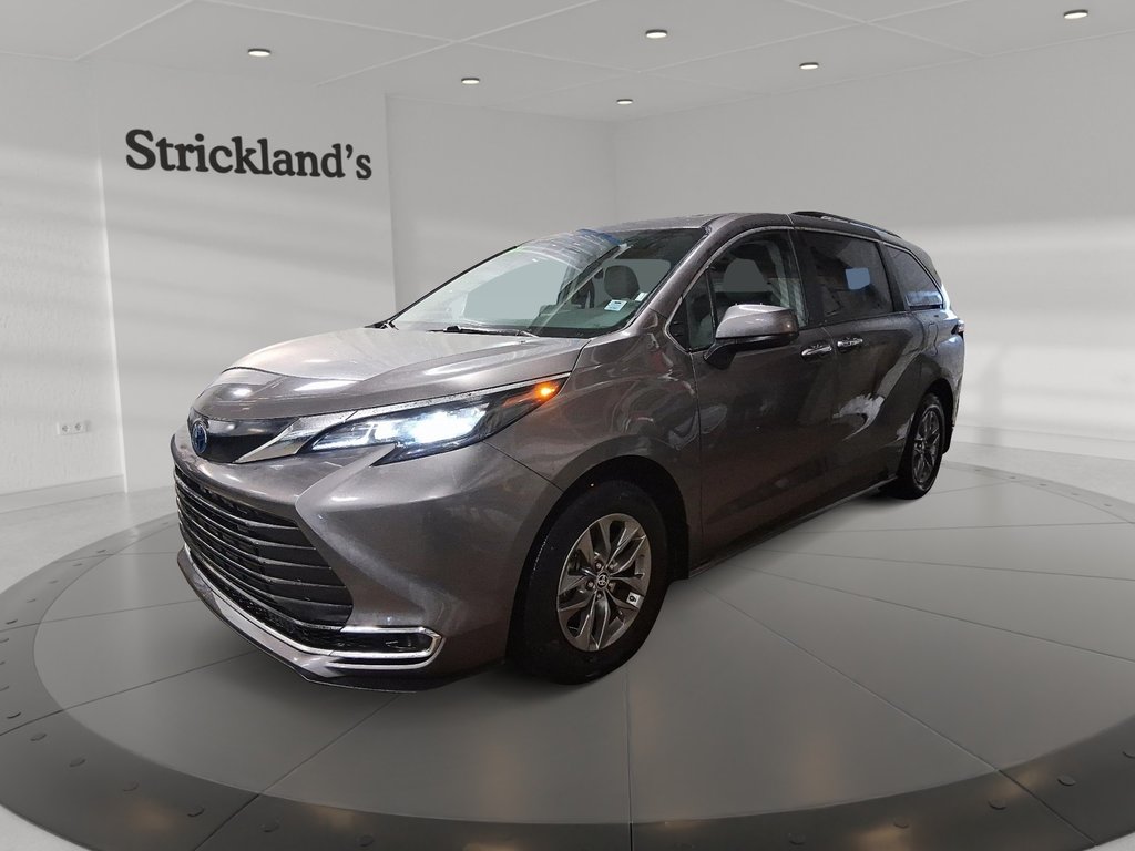 2024 Toyota Sienna Hybrid XLE HYBRID 3ROW in Stratford, Ontario - 1 - w1024h768px