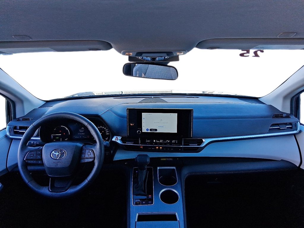 2025 Toyota Sienna Hybrid LE AWD 3ROW in Stratford, Ontario - 11 - w1024h768px