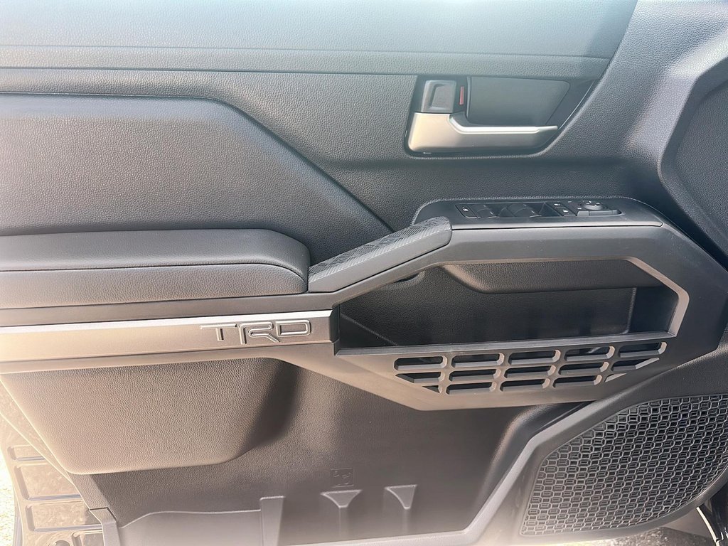 2025 Toyota Tacoma 4X4 Tacoma Double Cab AT in Stratford, Ontario - 9 - w1024h768px