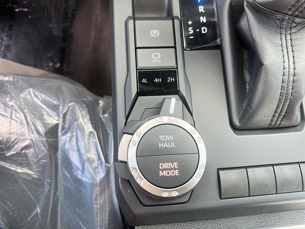 2025 Toyota Tacoma 4X4 Tacoma Double Cab AT in Stratford, Ontario - 14 - w1024h768px