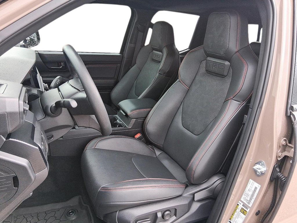 2025 Toyota Tacoma Hybrid TRD PRO-DOUBLE CAB in Stratford, Ontario - 8 - w1024h768px