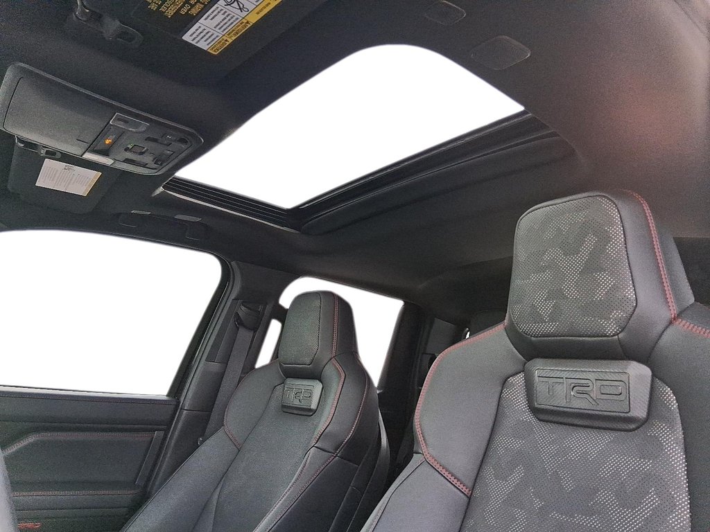 2025 Toyota Tacoma Hybrid TRD PRO-DOUBLE CAB in Stratford, Ontario - 20 - w1024h768px