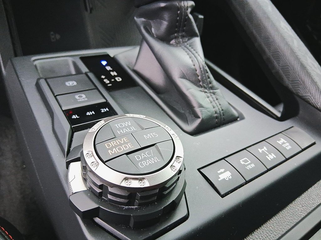 2025 Toyota Tacoma Hybrid TRD PRO-DOUBLE CAB in Stratford, Ontario - 17 - w1024h768px