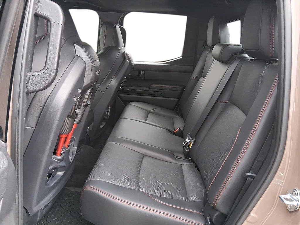 2025 Toyota Tacoma Hybrid TRD PRO-DOUBLE CAB in Stratford, Ontario - 9 - w1024h768px
