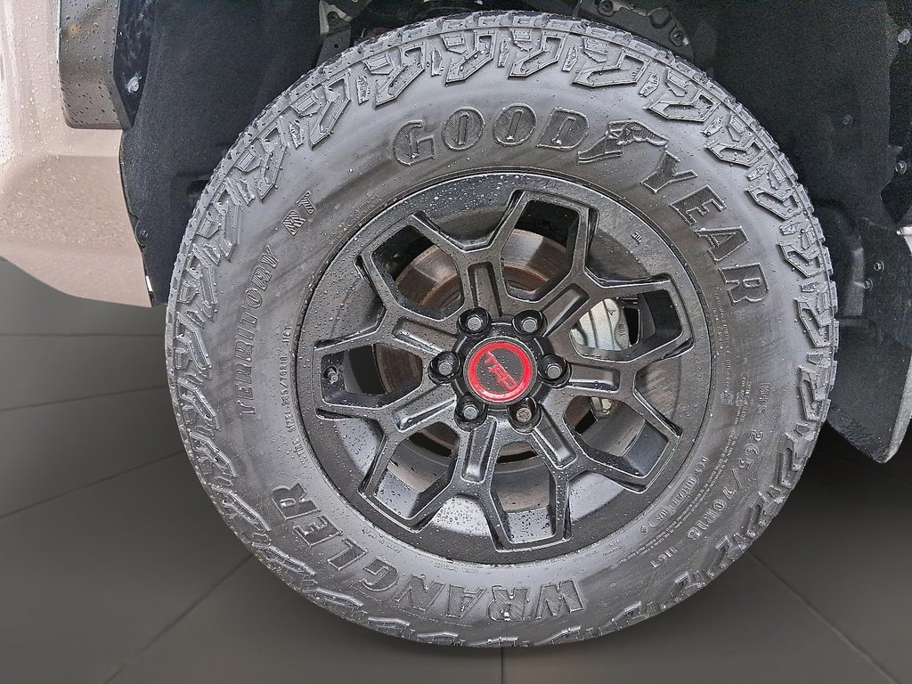 2025 Toyota Tacoma Hybrid TRD PRO-DOUBLE CAB in Stratford, Ontario - 7 - w1024h768px