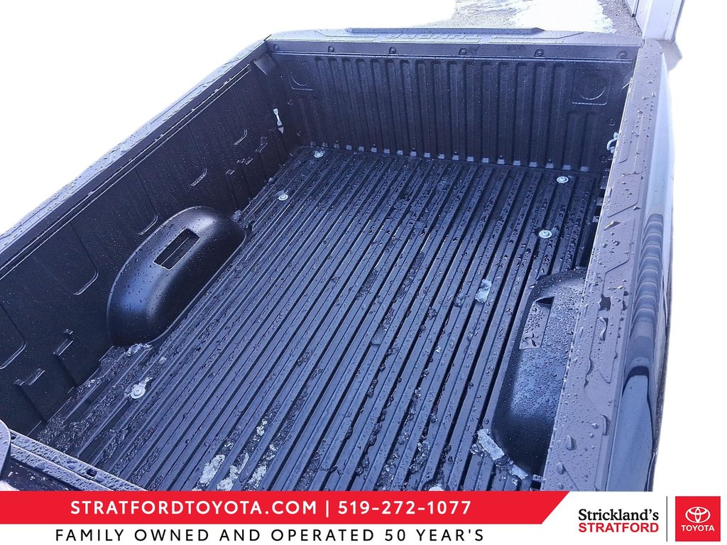 2026 Toyota Tundra 4X4 Tundra CrewMax SR5 L in Stratford, Ontario - 17 - w1024h768px