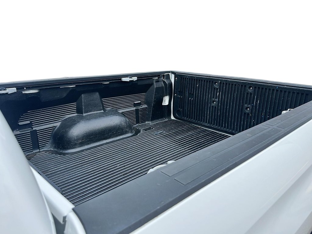 2020 Toyota Tundra 4X4 DOUBLE CAB Truck in Stratford, Ontario - 15 - w1024h768px